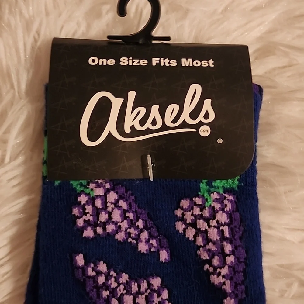 Aksels Purple and Green Grape Pattern Socks Brand New One Size Fits Most
